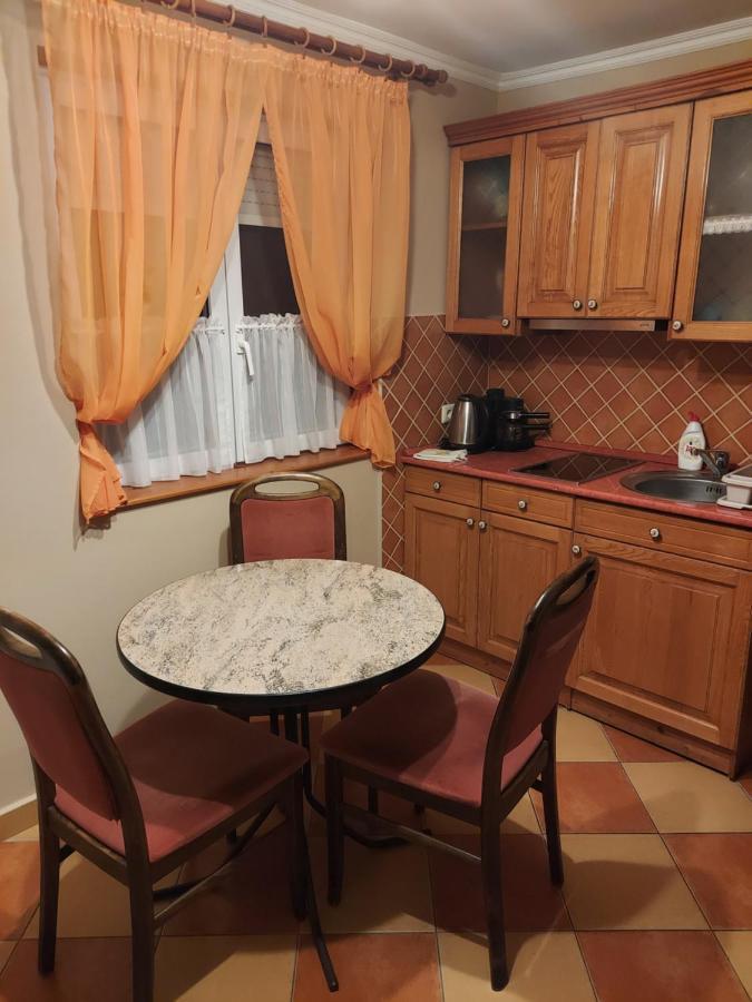 Mediterran Vendeghaz Nagyatád Екстериор снимка